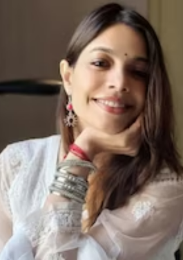 Santhi Mayadevi image