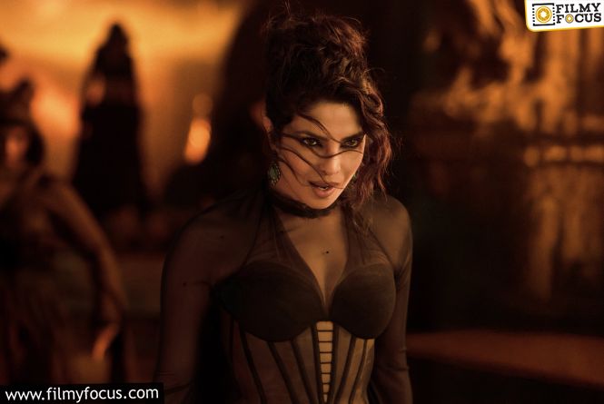 Mandakini Arrives: Priyanka Chopra Stuns In Varanasi