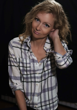 Axelle Carolyn image