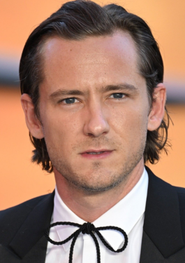 Lewis Pullman