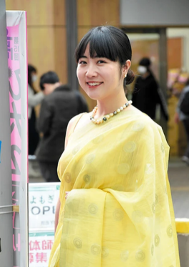 Mayo Hitomi