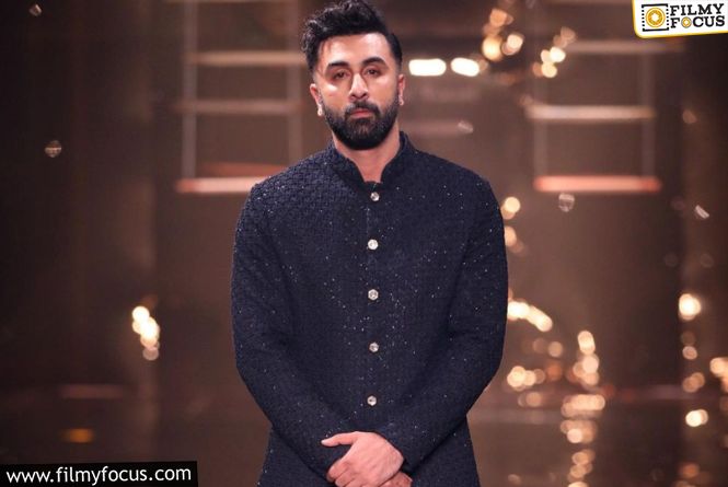 Ranbir Kapoor Apologises For Wrong Word At Dussehra Event