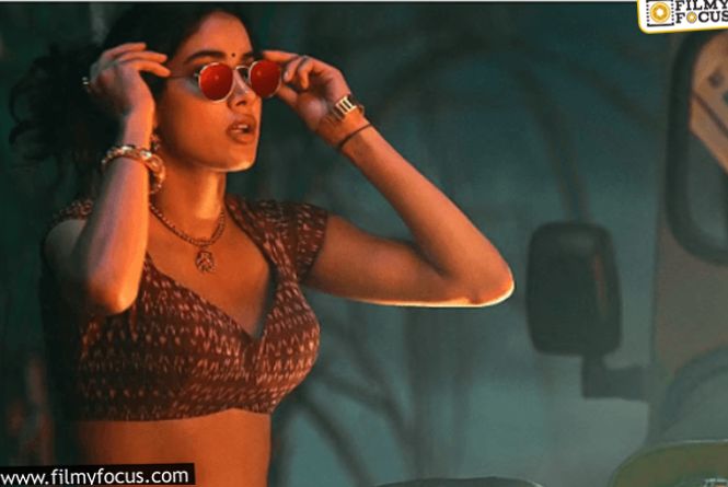 Janhvi Kapoor: అప్పుడేమో అందమా.. ఇప్పుడు ఎక్స్పోజింగా.. ఏమైందయ్యా మీకు Janhvi Kapoor: అప్పుడేమో అందమా.. ఇప్పుడు ఎక్స్పోజింగా.. ఏమైందయ్యా మీకు