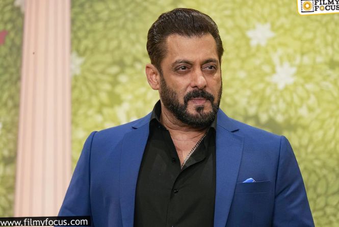 Salman Khan: ఆ సినిమా రిలీజ్‌ ఆపండి.. కోర్టుకెక్కిన స్టార్‌ హీరో