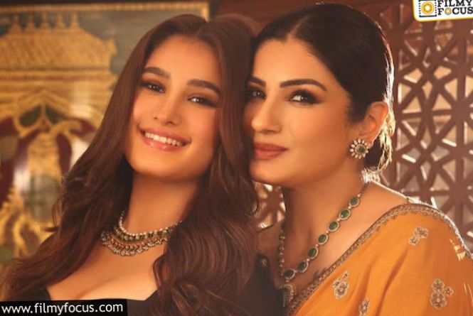 Rasha Thadani: టాలీవుడ్ అనగానే మా అమ్మ ఆ మాటే చెప్పింది: రషా తడానీ Rasha Thadani: టాలీవుడ్ అనగానే మా అమ్మ ఆ మాటే చెప్పింది: రషా తడానీ