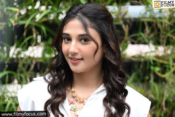 Ritika Nayak: ప్రమోషన్లకు పిలవలేదు.. బాధపడ్డా.. కానీ మంచే జరిగింది! Ritika Nayak: ప్రమోషన్లకు పిలవలేదు.. బాధపడ్డా.. కానీ మంచే జరిగింది!