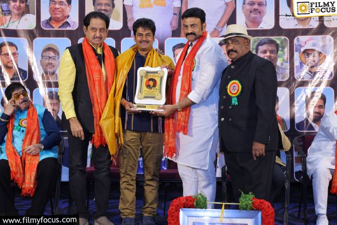 Vinod Nuvvula: ‘కోడి రామకృష్ణ 2026’ బెస్ట్ యాక్టింగ్ స్కూల్ పురస్కారం అందుకున్న ‘వినోద్ ఫిలిం అకాడమీ యాక్టింగ్ స్కూల్’ అధినేత వినోద్ నువ్వుల