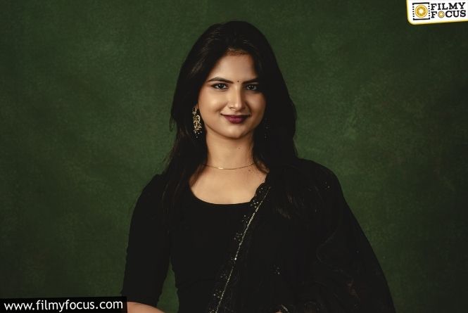 Swetha Lakshman: ఈ ‘గుండు’ కాన్ఫిడెన్స్‌ ఏంటమ్మా తల్లీ.. ఓవర్‌ అనిపించడం లేదూ..